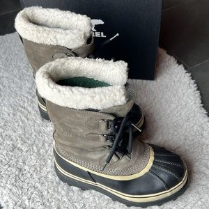 Sorel Women’s Caribou Waterproof Boot in Shale/Stone
